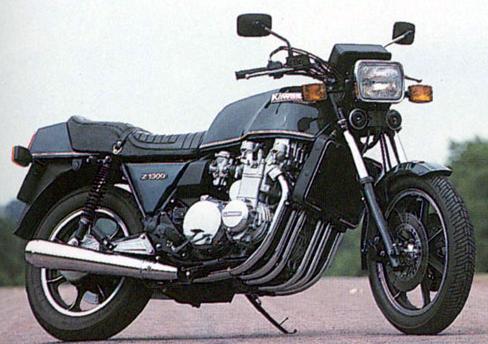 Стремление японских фирм строить крупные и мощные супермотоциклы увенчалось в 1979 г. созданием массивного шестицилиндрового «Кавасаки Z1300».